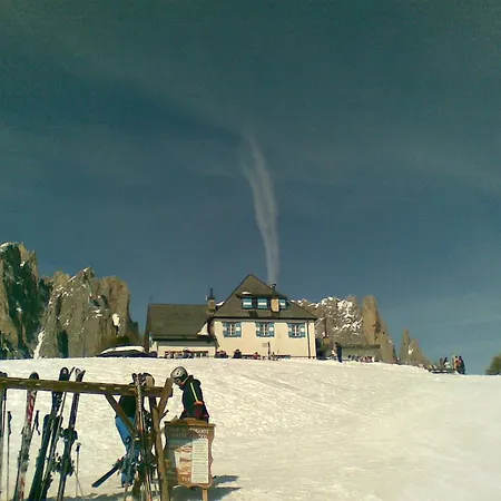 Hotel Stern 2*
